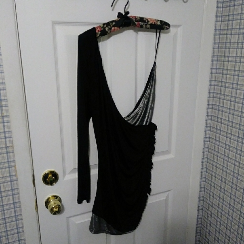Black and Silver Metalic Blouse Great Condition